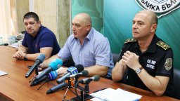Разбиха престъпна група от африканци, продавали наркотици в Слънчев бряг