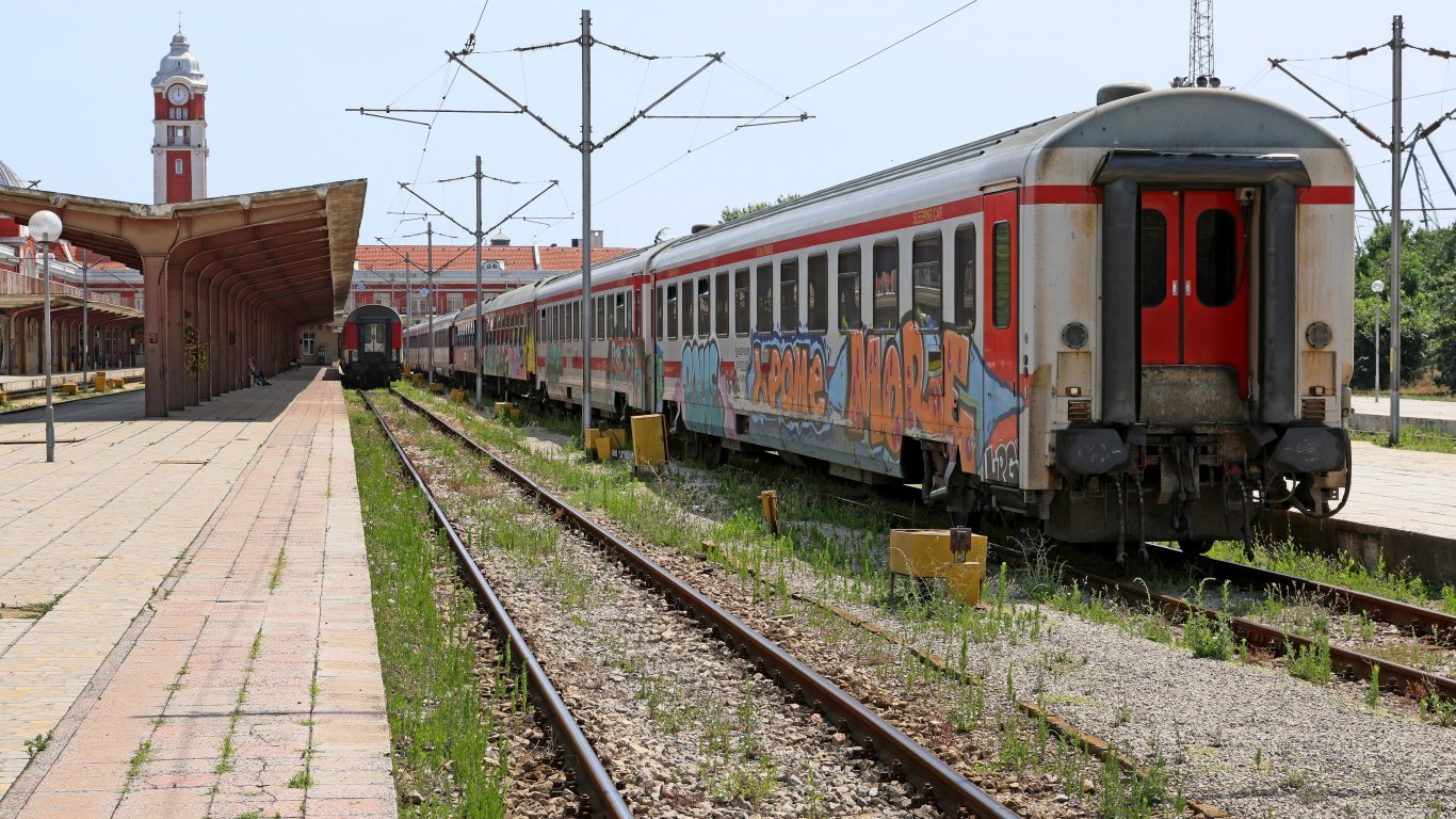Слагат система за сигурност от най-ново поколение на 64 влака на БДЖ