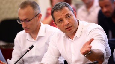 Предложението на Венко Сабрутев от ПГ Продължаваме Промяната Демократична България предвиждаше