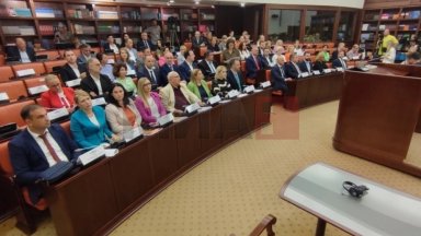 Комисията по конституционни въпроси на Република Северна Македония гласува днес