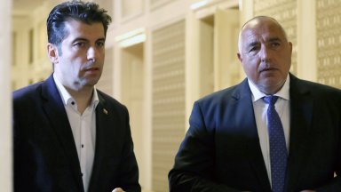 По думите му ГЕРБ трябва да преосмислят че стратегията че подкрепят