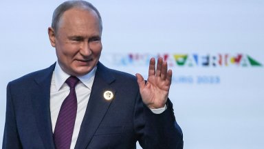 Миналия месец африканска делегация посети Москва и Киев за да