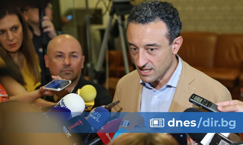 Насилието в парламента е недопустимо. Ние смятаме, че подобна мярка