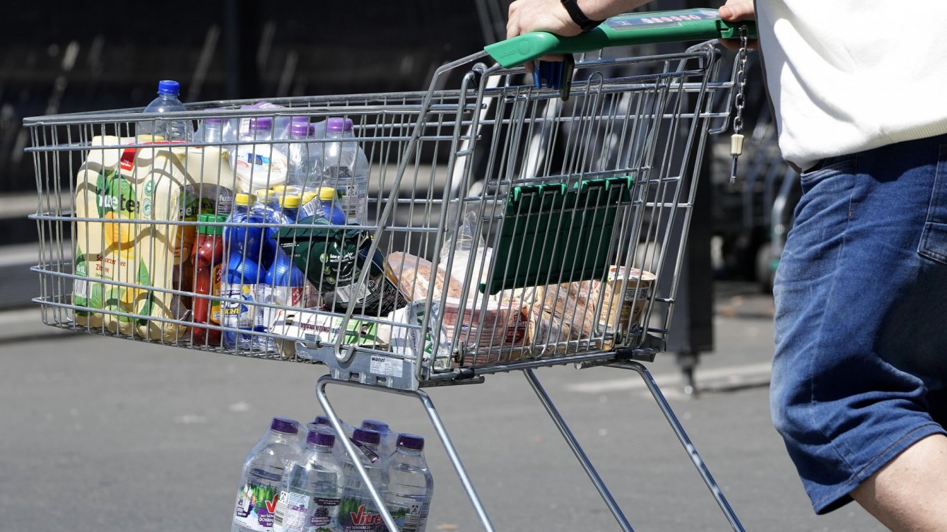 Ще даряват ли непродадената храна супермаркети от Западна Европа?