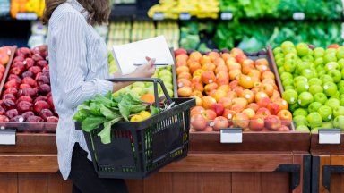 Поевтиняването на храните спря, разликата между цените на едро и дребно достигна 40%