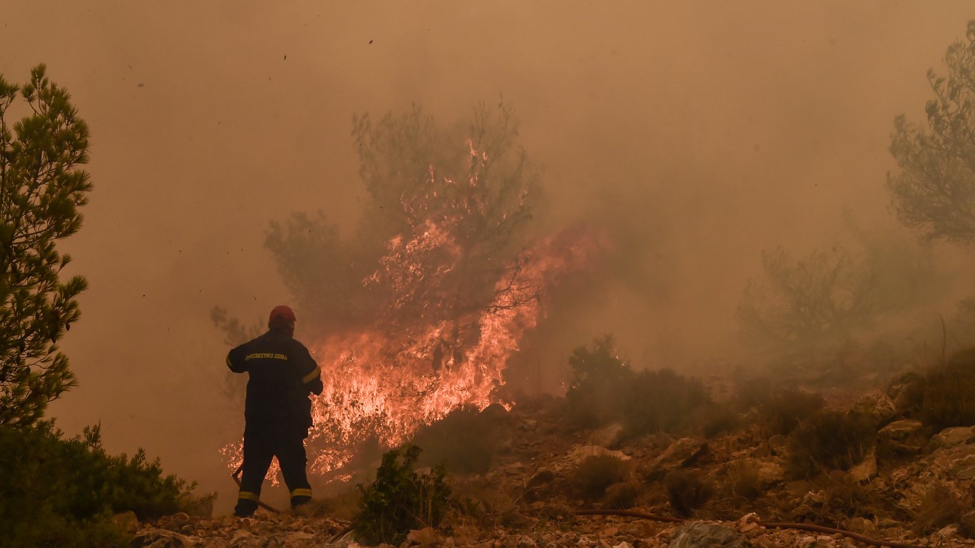 Най-тежкият юли в Гърция по отношение на горските пожари