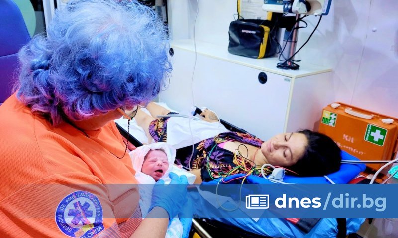 Влязох в двора на болницата в Урзичени, сякаш бях влязла