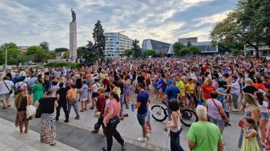 На среща състояла се днес с представители на нощни заведения