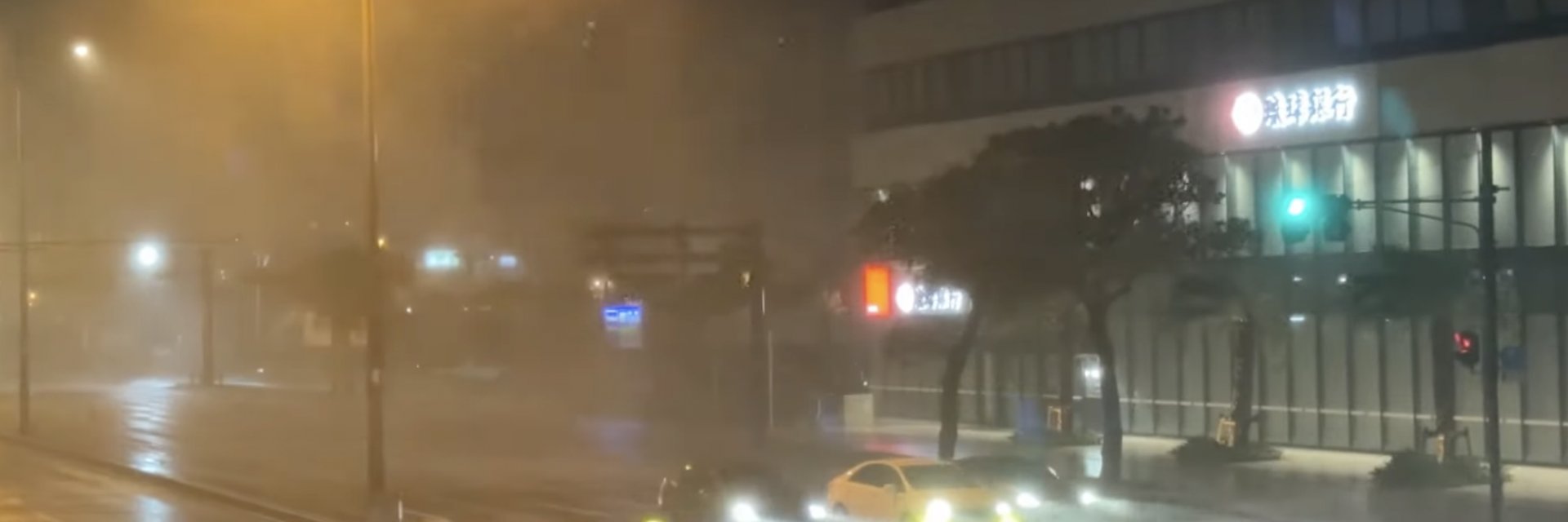 Тайфунът Канун взе жертва и блокира Южна Япония, Италия се готви за циклона "Цирцея"