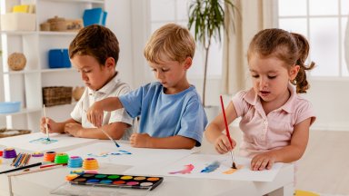МОН няма да въвежда изпит за децата от детската градина преди първи клас