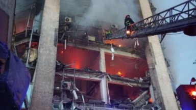 Събудихме се от първите взривове Беше страшно къщата ни се