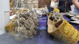 Уникални златни и сребърни накити изложиха в "Двореца" в Балчик