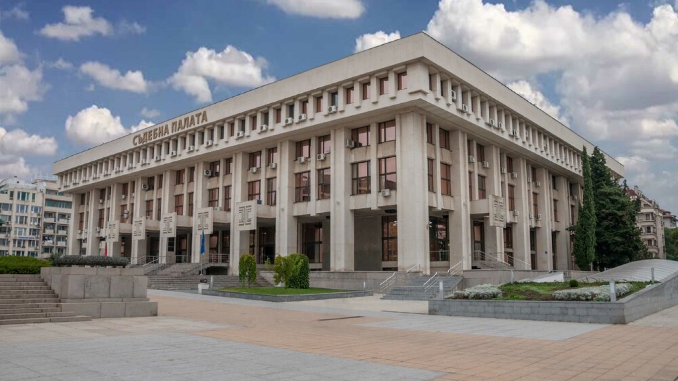 Съдът в Бургас задържа под стража бургазлия, нанесъл побой над бременната си приятелка