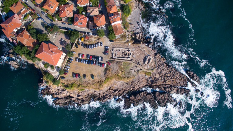 "Амалфийското крайбрежие на България",  с бира за 2 евро и вечеря за 10 евро