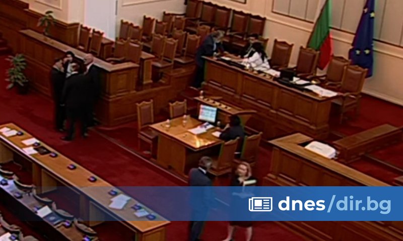 Няма не искам, няма недей, щом те желая ставам злодей