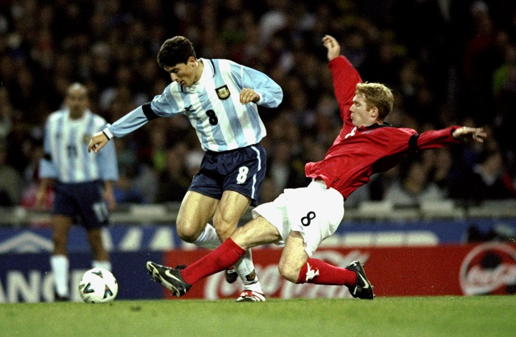 Капитан на Аржентина по време на Мондиал 2002, в мач срещу Англия