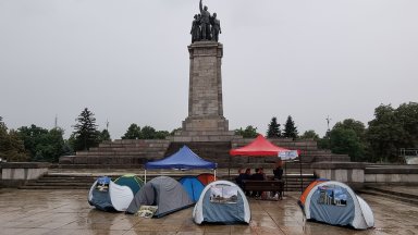 Той твърди че има уверението на областния управител на София град