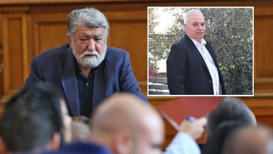 Кръстанов е председател на Българската асоциация на производителите на оранжерийна