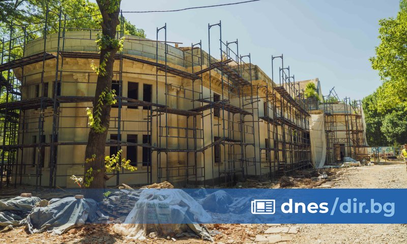 Банята функционира до края на 80-те години на XX-ти век,