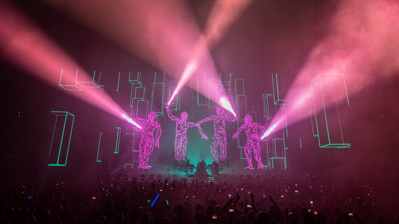 KINK ще подгрее зрелищното шоу на The Chemical Brothers със специален сет