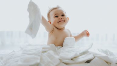Грижата за бебешкото дупе е в правилната употреба на пелени 