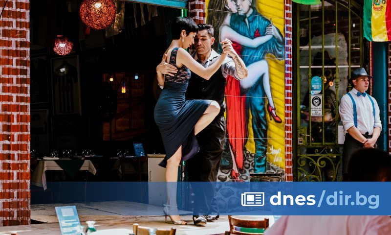 Става дума за две напълно различни държави и ситуации, но