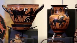 Италия репатрира заграбени древни артефакти от САЩ