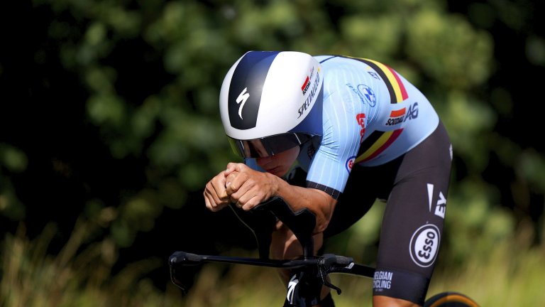 Олимпийският шампион Ремко Евенепул притесни феновете си с падане в Каталуния