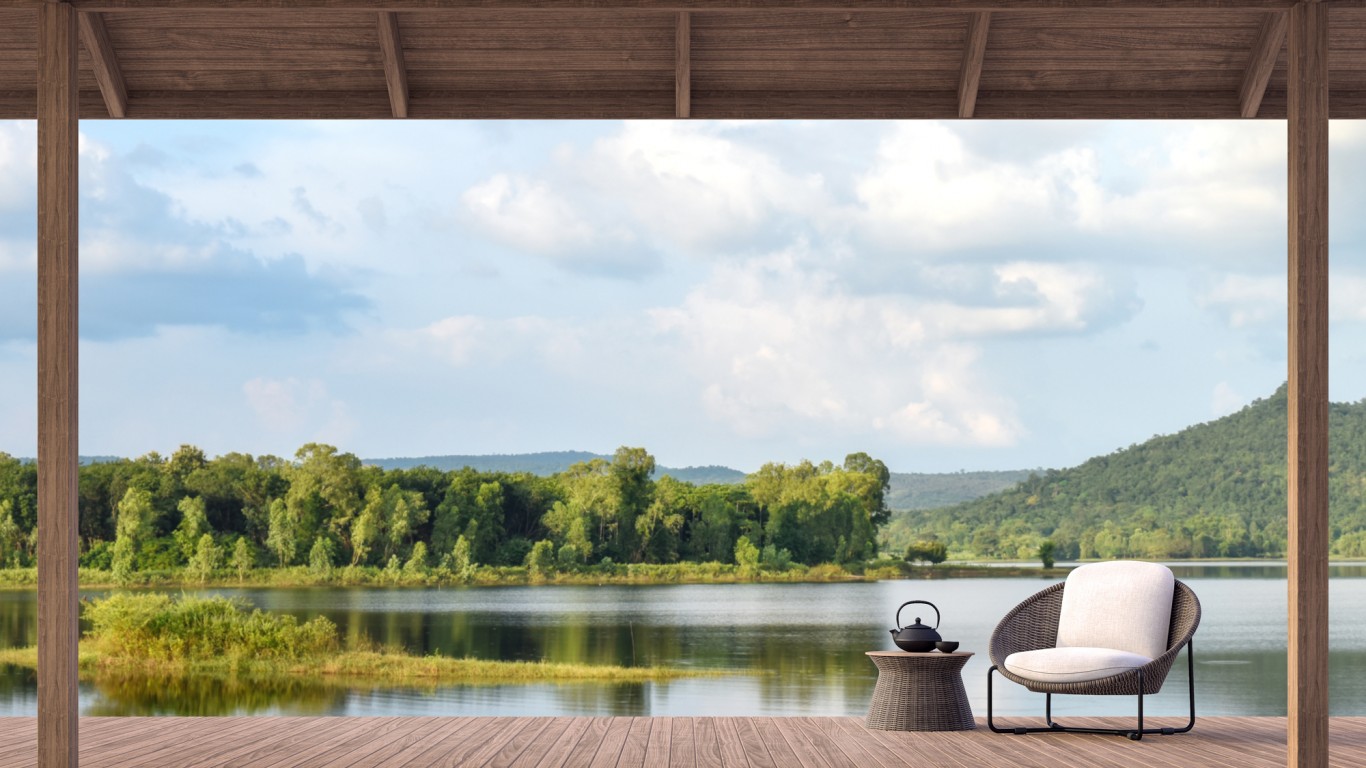 Ще изчезнат ли малките семейни хотели в Европа?