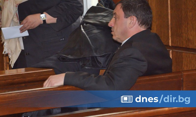 Петров е завел иска срещу прокуратурата приживе по Закона за