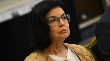 За комисар по човешките права със 104 гласа е избран