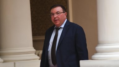 По думите му част от липсващите лекарства са животоспасяващи В