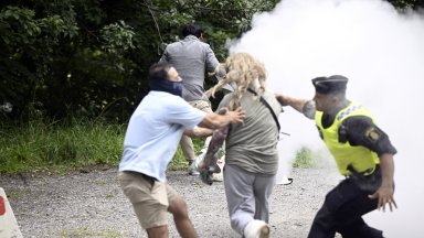 Терористичната мрежа Ал Каида неотдавна призова за атаки а вчера