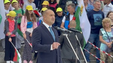 Всяка година изкачваме Шипка за да отдадем почит към българските