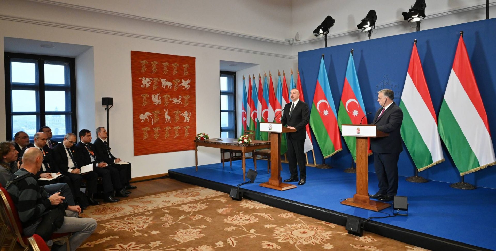 Илхам Алиев обеща на Виктор Орбан повече газ за Унгария