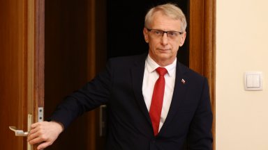 Той повтори тезата си от вчера в парламента че никога