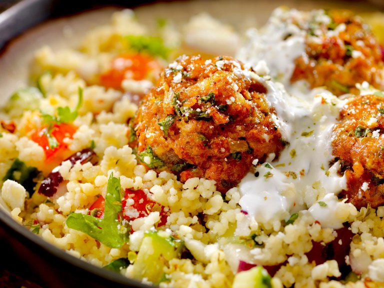 Из кулинарните перли на Мароко: Кюфтенца с кускус