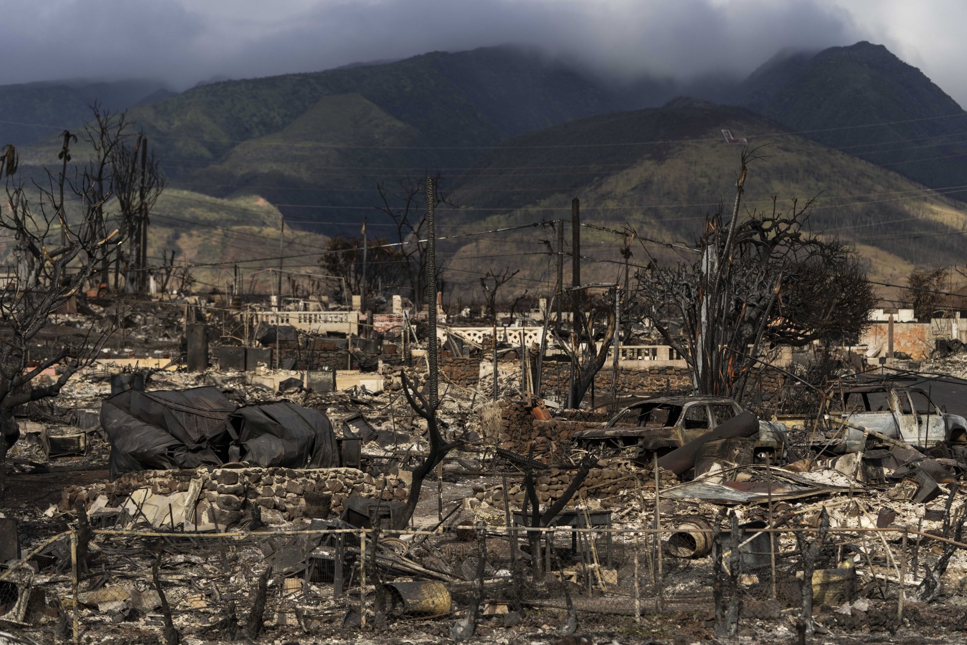 Огненото опустошение на Мауи. Снимка: АР/БТА