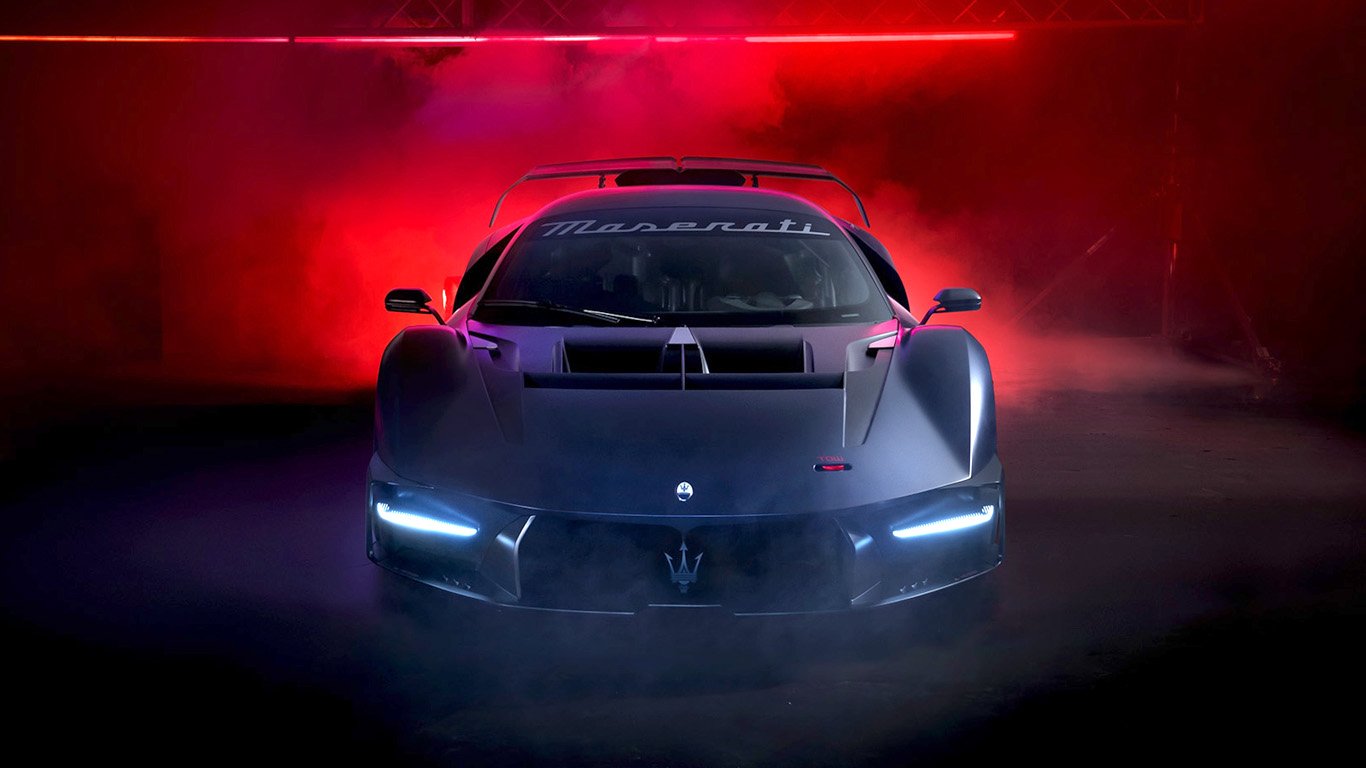 Maserati MCXtrema – състезателна спортна кола за пистата