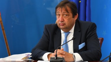 По думите му кандидатурата му за кмет на София е