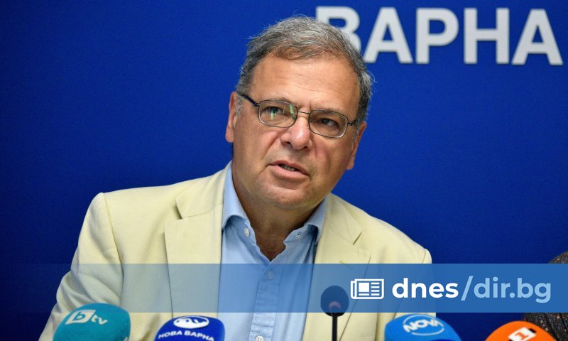 Попов подчерта, че не е работа на Министерството на околната