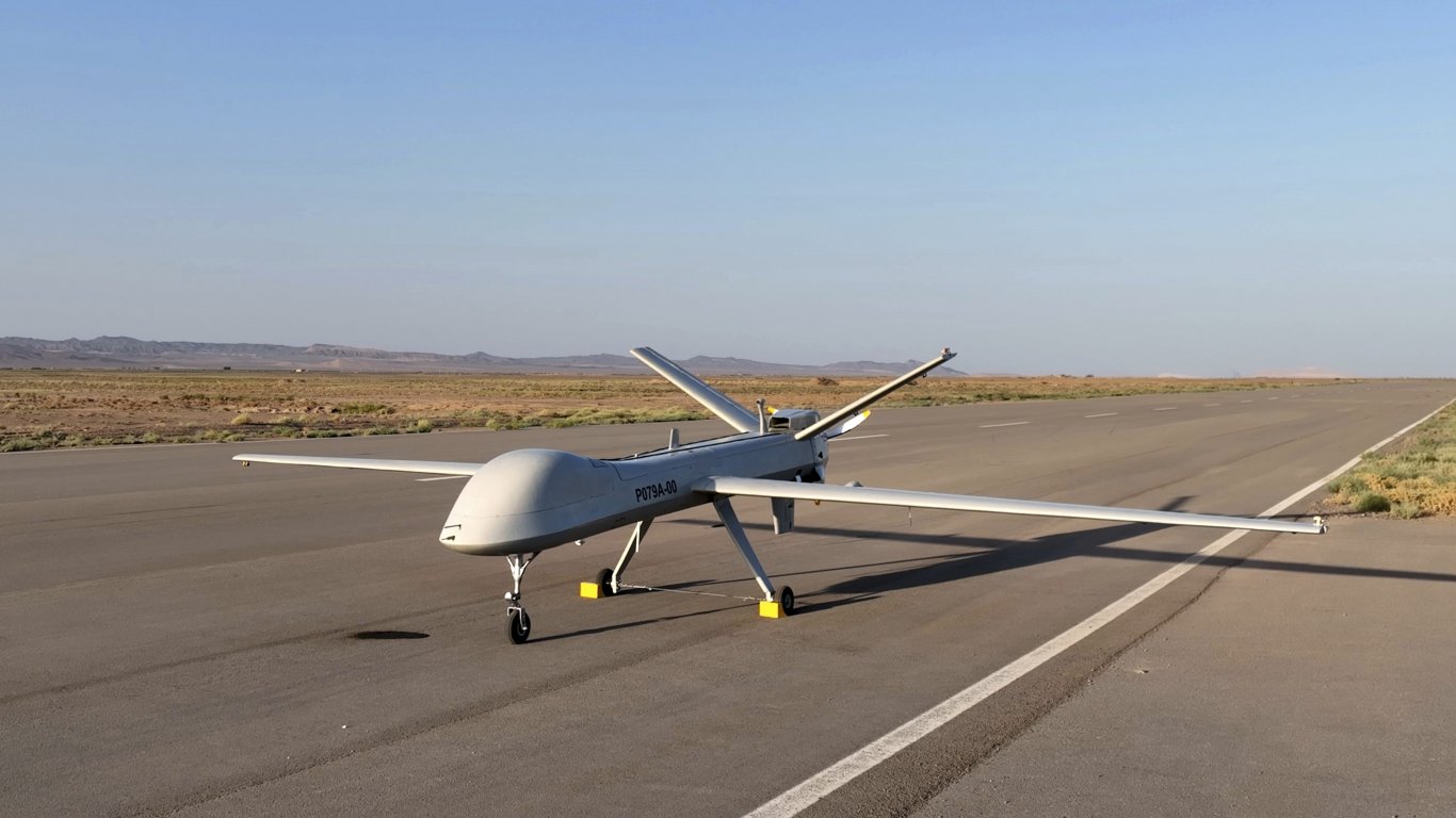 Иран представи нов боен дрон, който копира американския MQ-9 Reaper