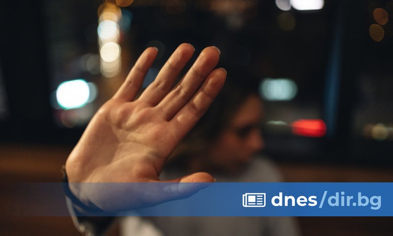 Сигналът жената подала в полицията вчера сутринта в 4:15 ч.