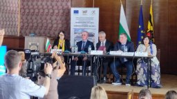 Енергетиците и миньорите от Перник настояха за справедлив преход