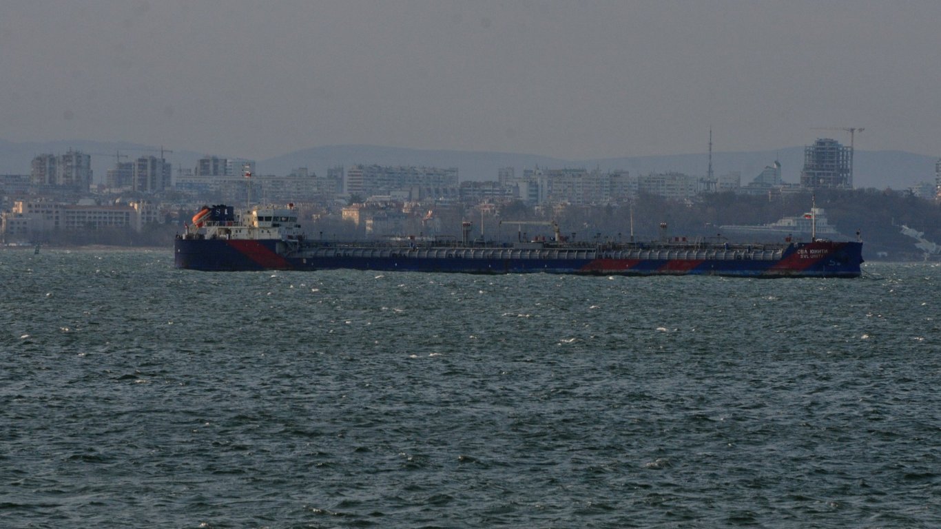Правителството обяви конкурс за търсене на нефт и газ в Блок "Хан Тервел“ в Черно море