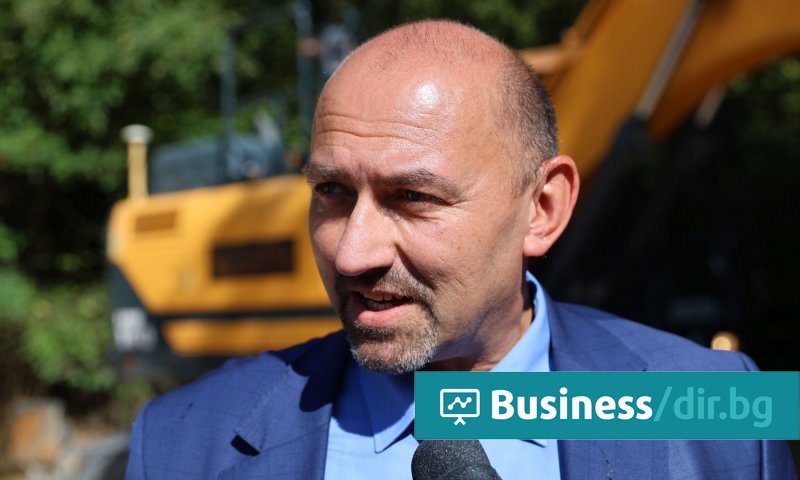 За временно изпълняващ е назначен Йордан Вълчев, който е член