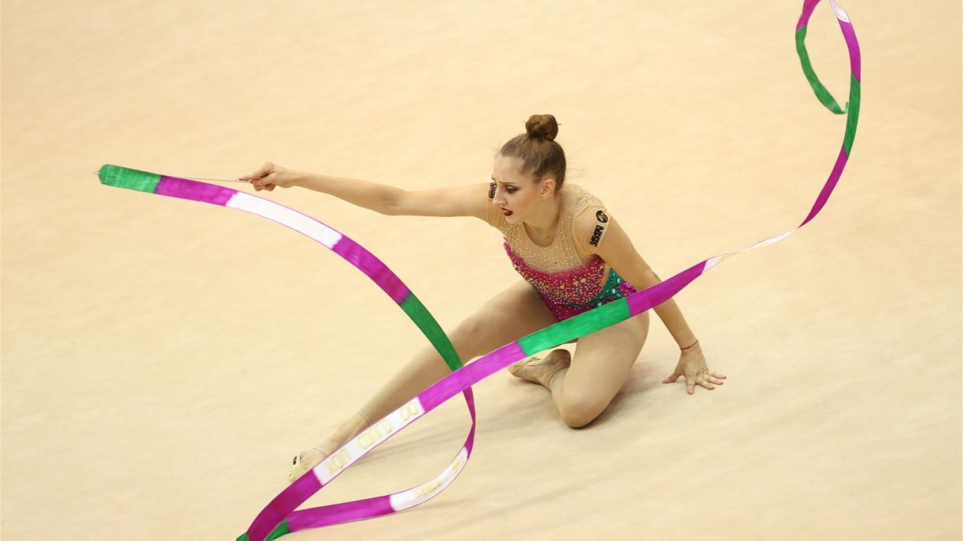 Боряна Калейн грабна два медала и олимпийска квота от световното във Валенсия