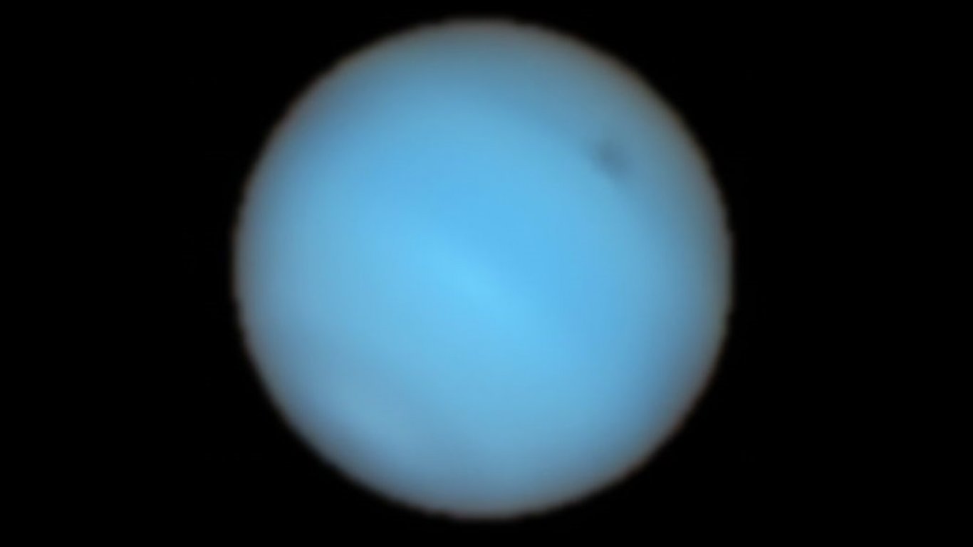 За пръв път заснеха бурите на Нептун от Земята