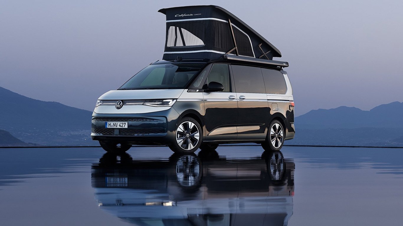 Volkswagen показа прототип на новата California, базирана на Multivan