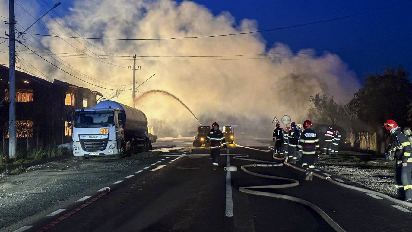 Взривената газостанция в Румъния работела нелегално от 3 г., собственикът ѝ е кметски син
